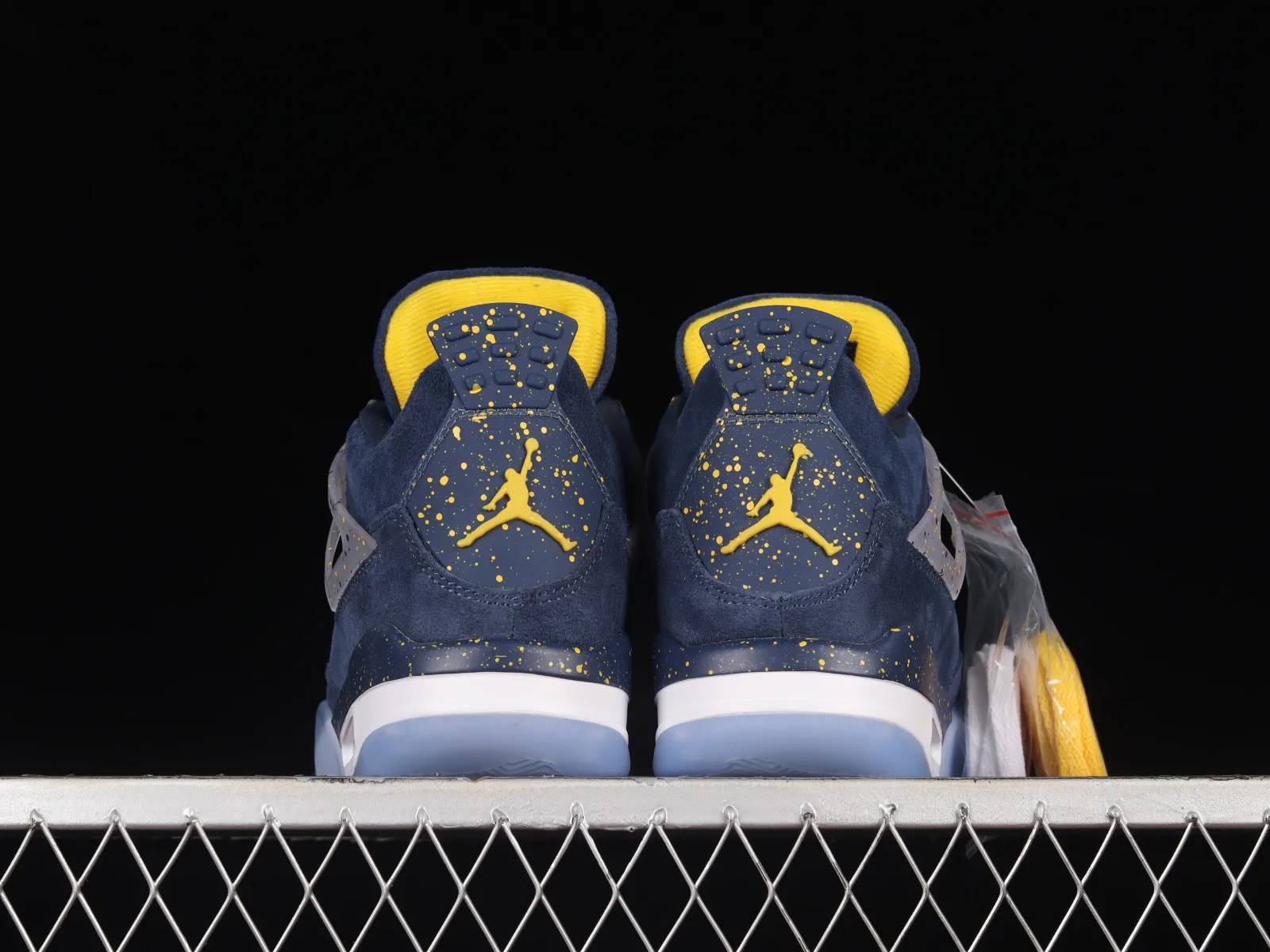 Air Jordan 4 Retro Michigan PE Dark Obsidian University Gold Black AJ4-1036660