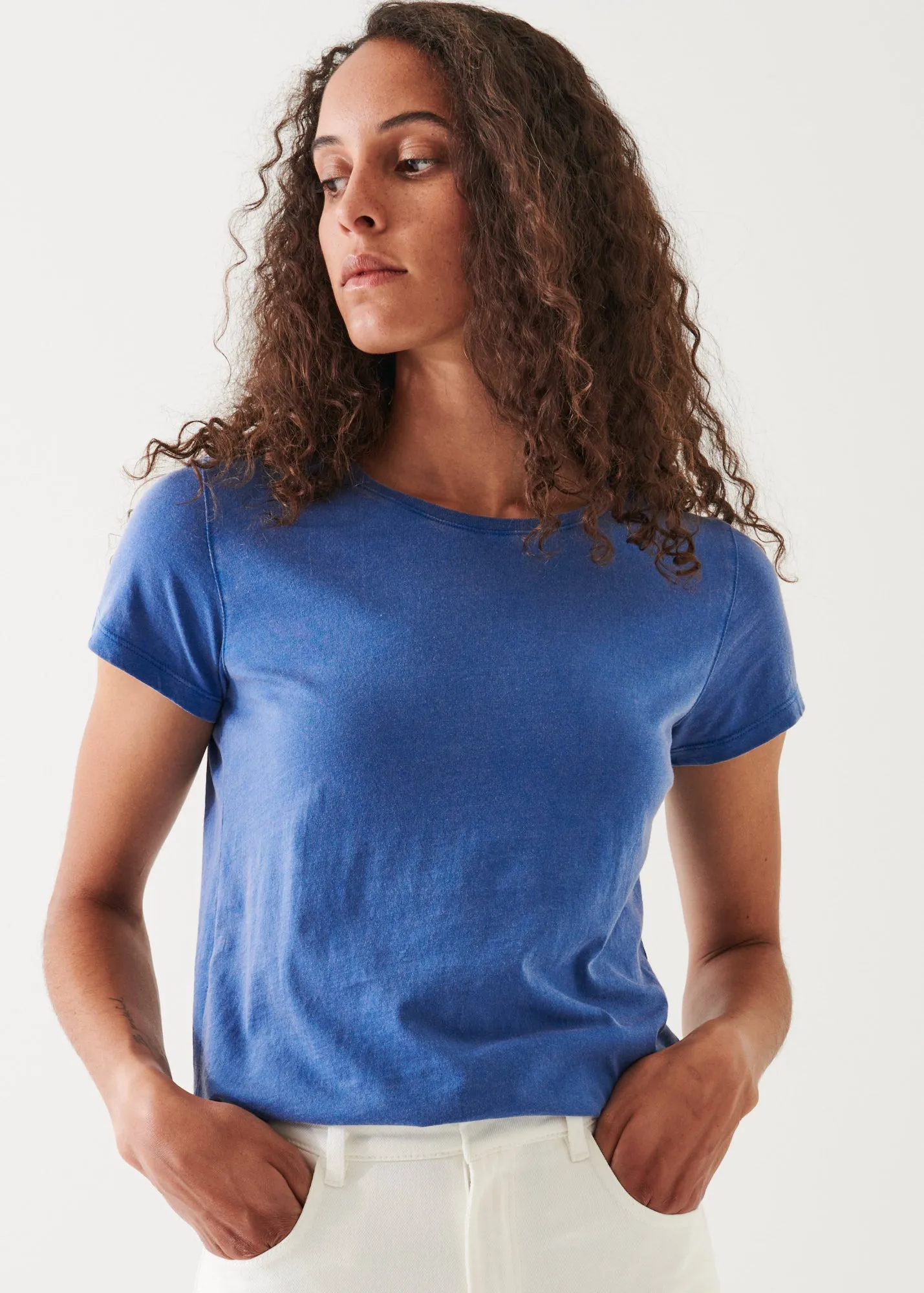 ENZYME WASH LIGHTWEIGHT PIMA COTTON T-SHIRT