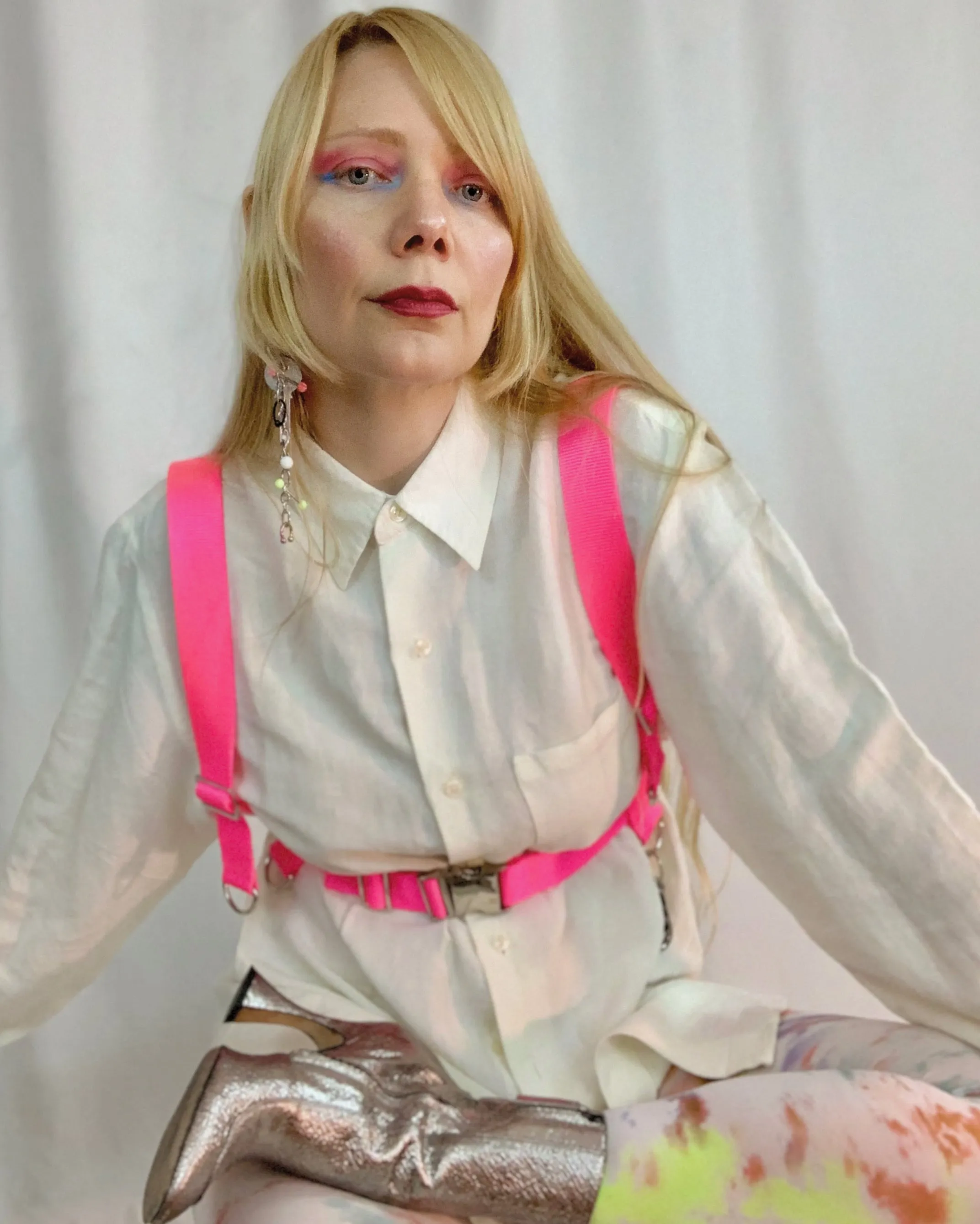 Kate neon pink utility harness