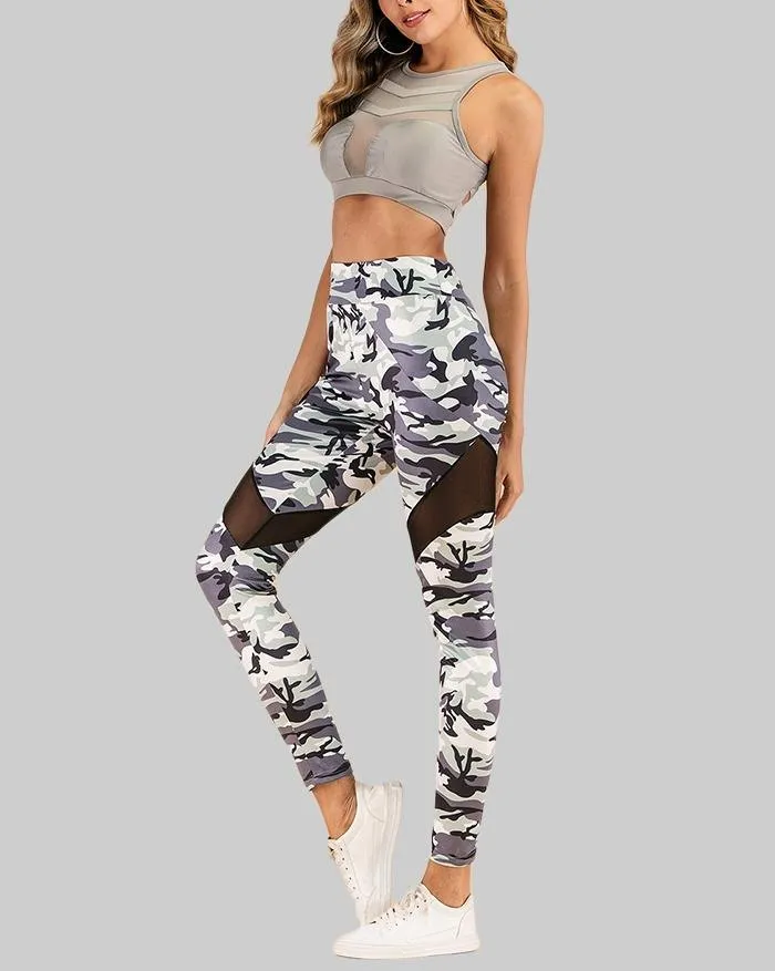 Leggings de yoga con estampado de camuflaje de malla transparente