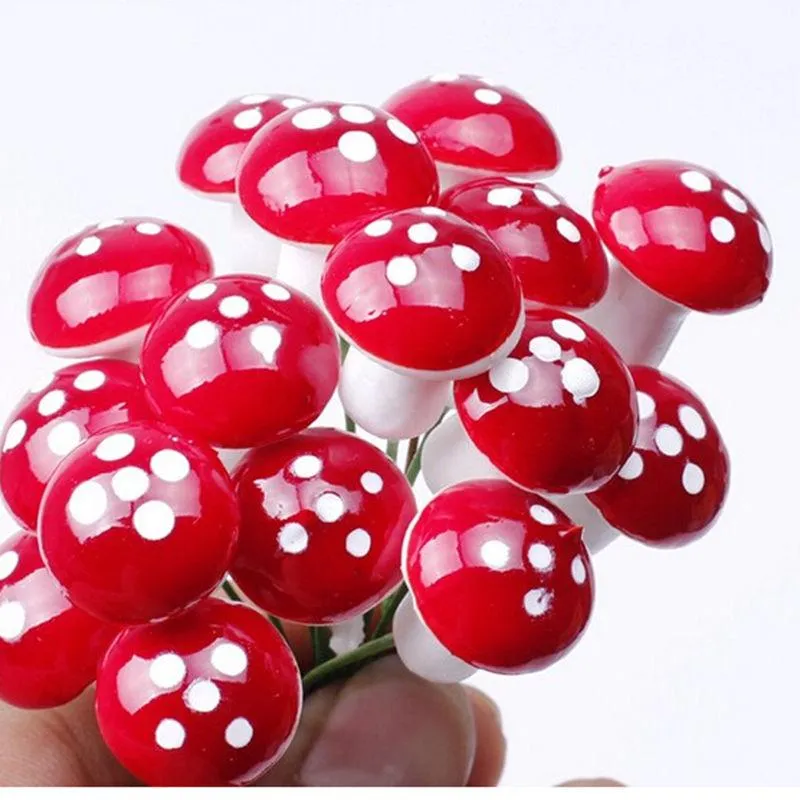 New Mini Red Mushroom Garden Ornament Decor Stakes