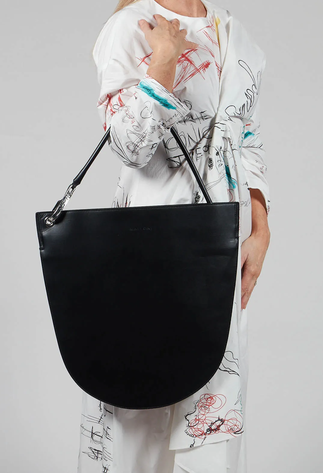 Qadesh Bag in Black