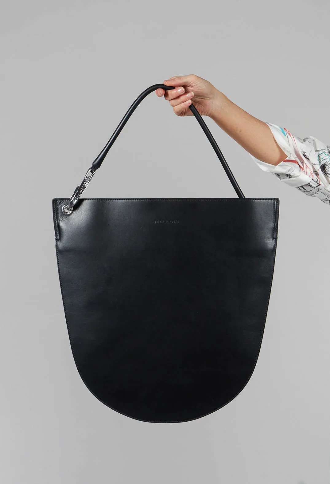 Qadesh Bag in Black