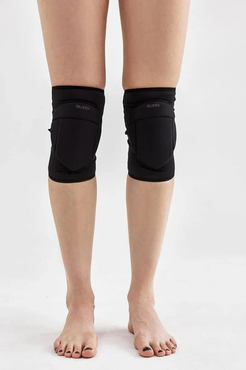 Queen Black Knee Pads - Pro 4, Sleek and Stylish